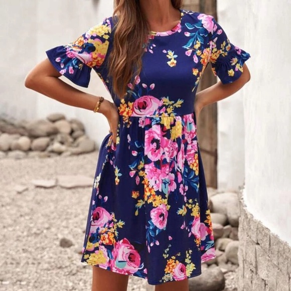 🆕NEW!🛍Royal Blue Floral Dress 🌸 - Picture 4 of 4